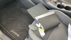 Nissan Juke 1.0 DiG-T N-Connecta 5dr Petrol Hatchback